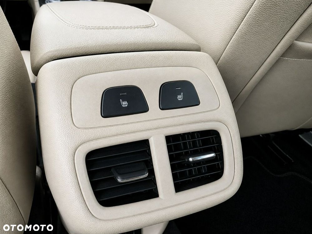 Opel Insignia - 22