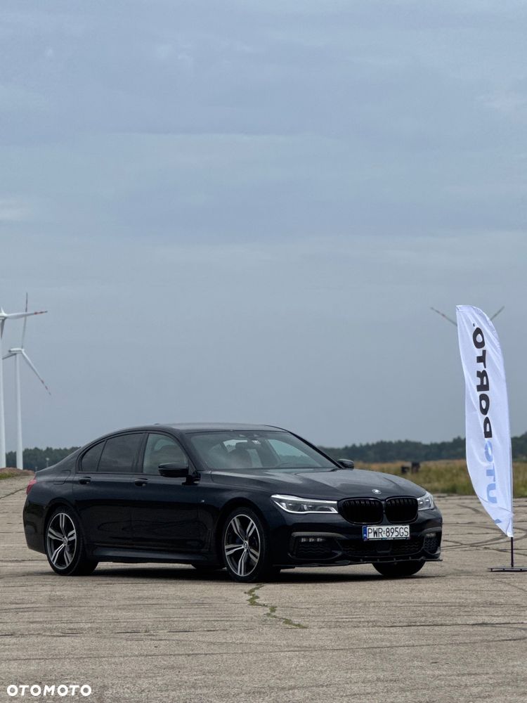 BMW Seria 7 730d xDrive sport - 35
