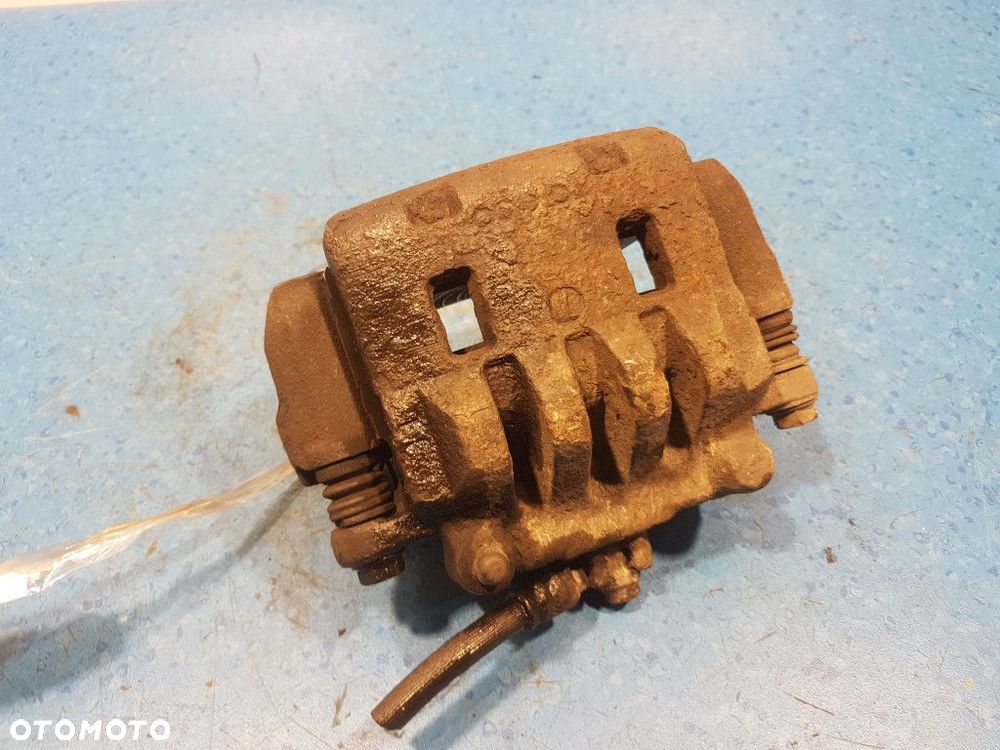 SUBARU FORESTER II 2.0B ZACISK HAMULCOWY PRZÓD PRAWY - 10