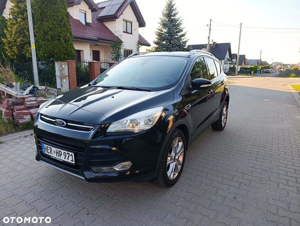 Ford Kuga 2.0 TDCi 2x4 Titanium - 3
