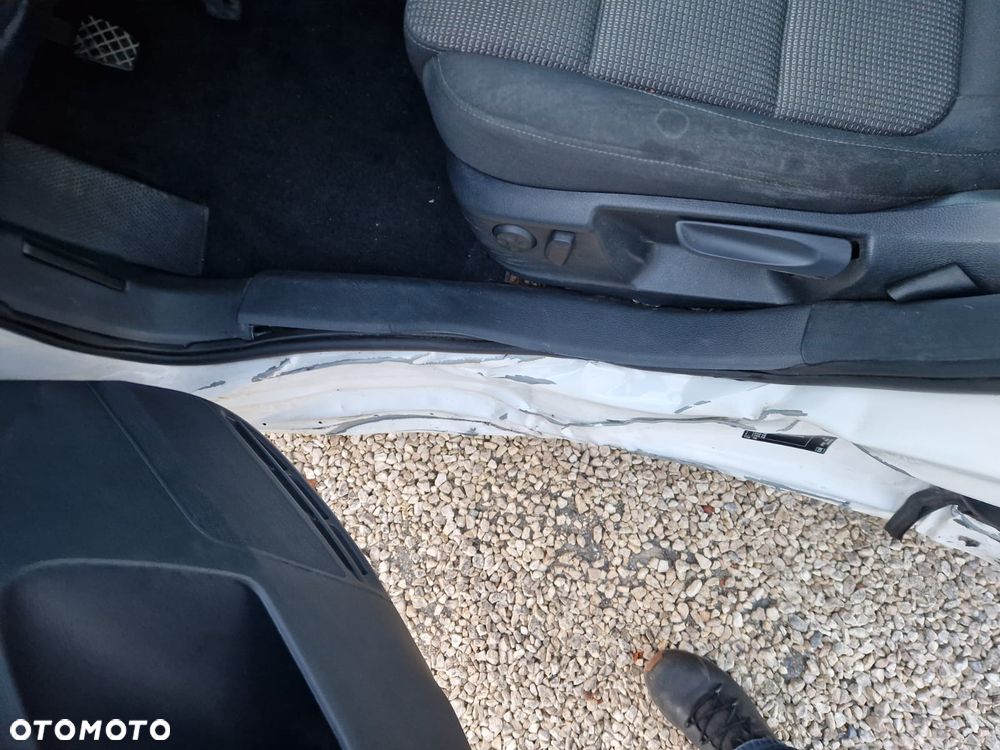 Volkswagen Sharan 2.0 TDI BlueMotion Technology Life - 17