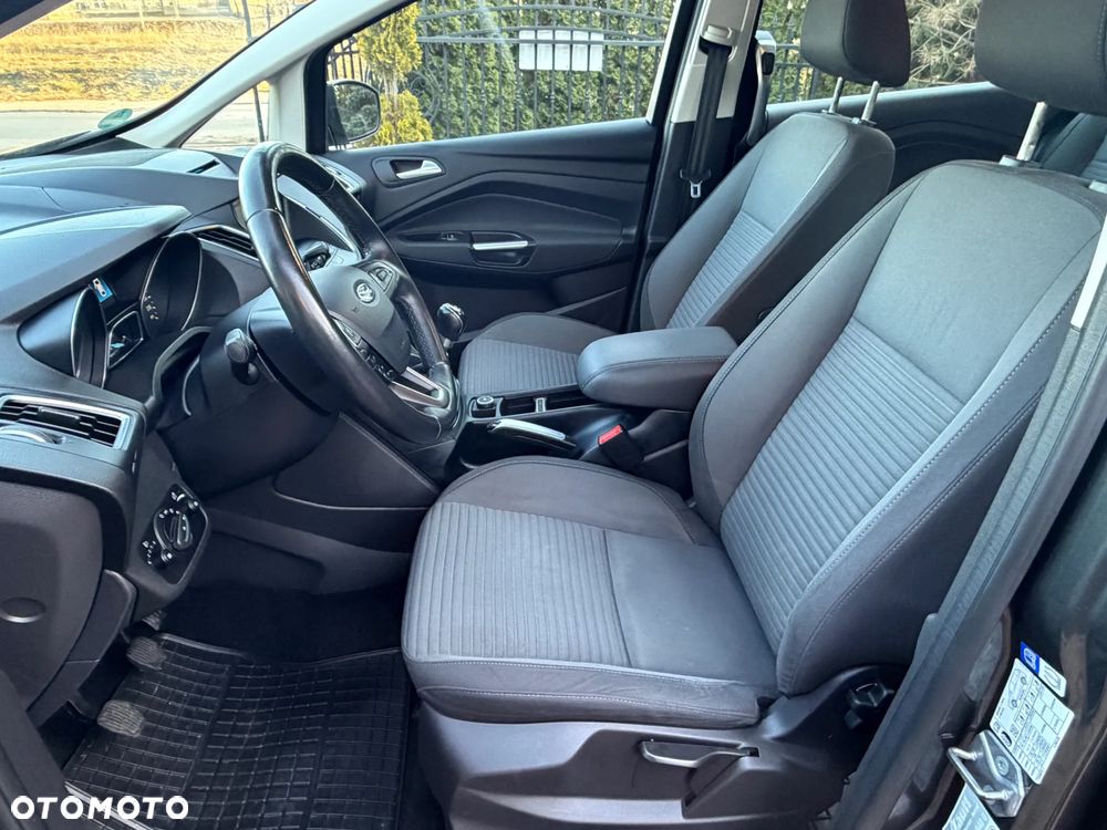 Ford Grand C-MAX - 10