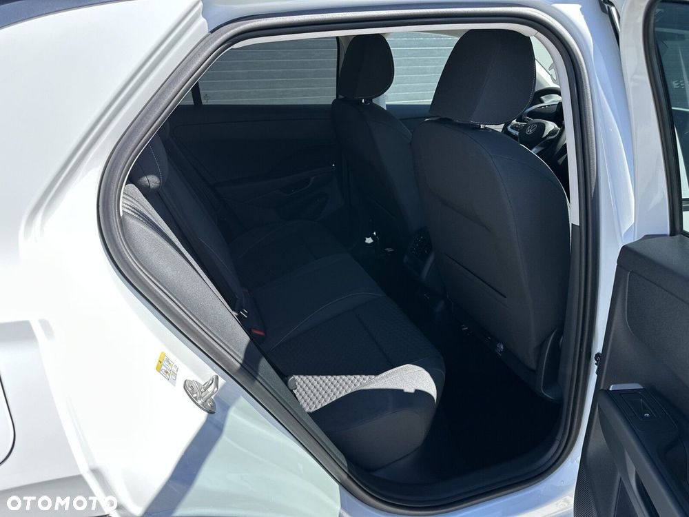 Volkswagen T-Roc - 29