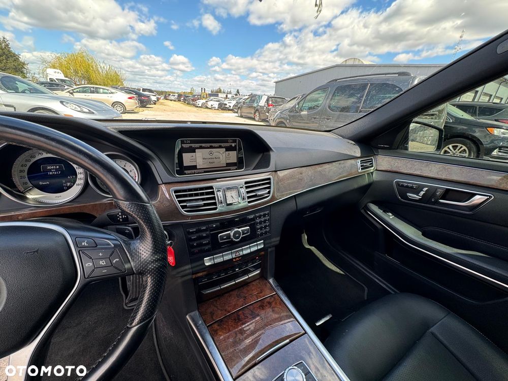 Mercedes-Benz Klasa E - 12