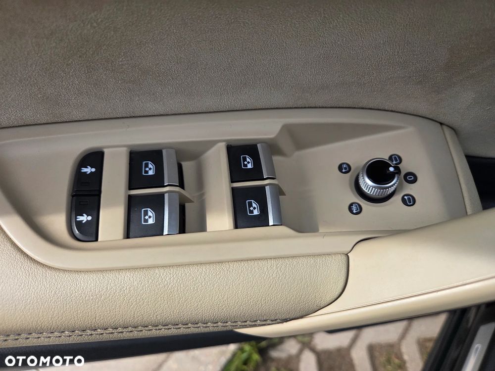 Audi Q5 2.0 TDI Quattro S tronic - 11