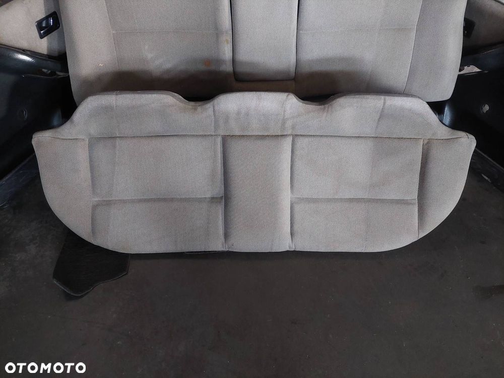 KOMPLET FOTELI LEWY PRAWY PRZÓD + KANAPA + BOCZKI AUDI 80 B3 B4 SEDAN - 2