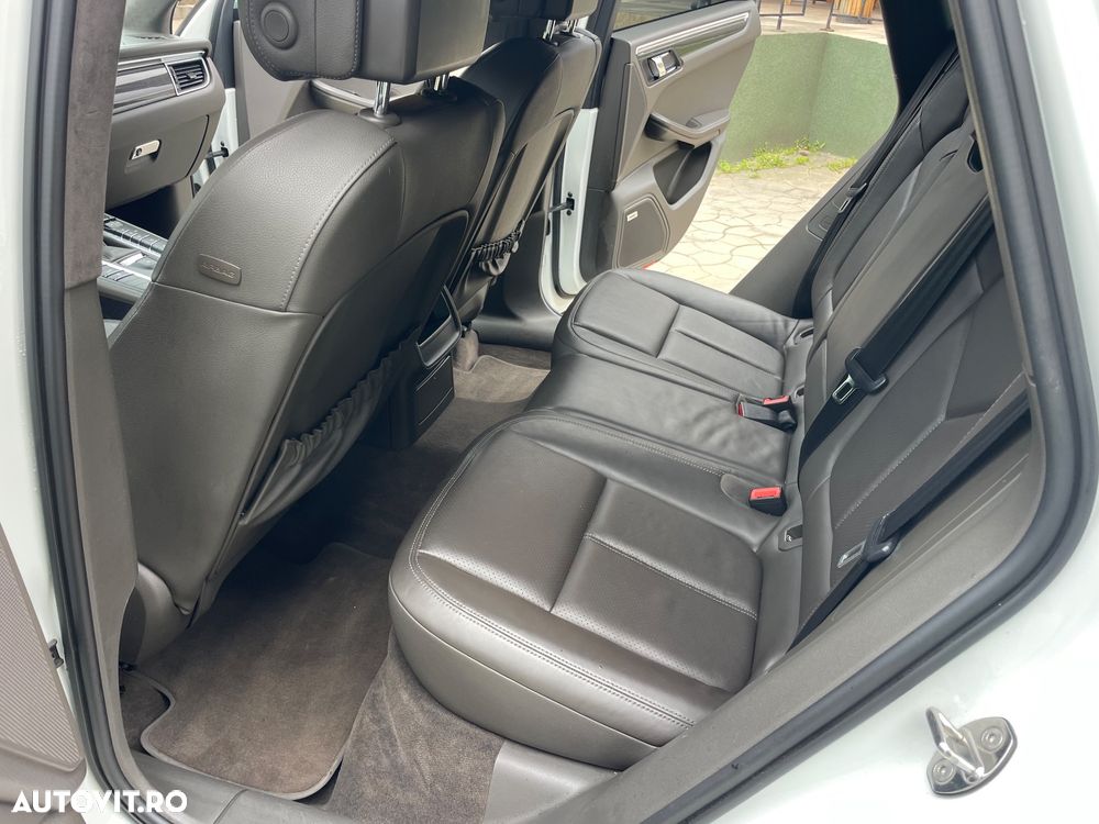 Porsche Macan 3.0 PDK S - 19