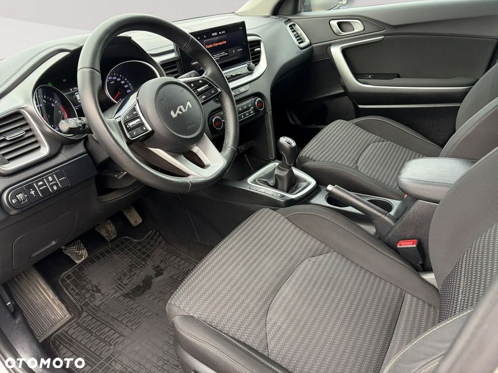 Kia Ceed 1.5 T-GDI M - 7