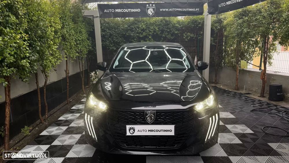 Peugeot 208 1.2 Hybrid Allure e-DCS6 - 1