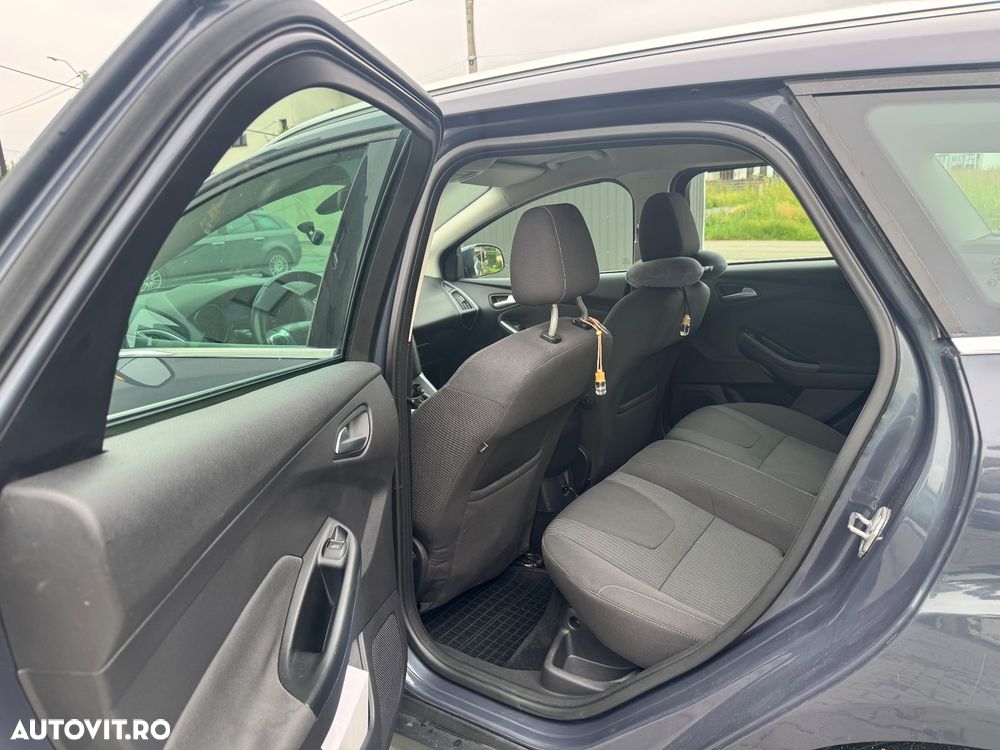 Ford Focus 1.6 TDCI DPF Titanium - 4