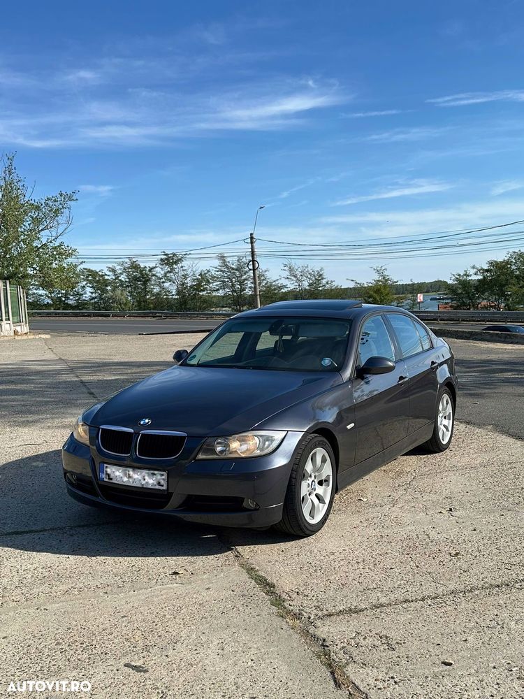 BMW Seria 3 318d - 1