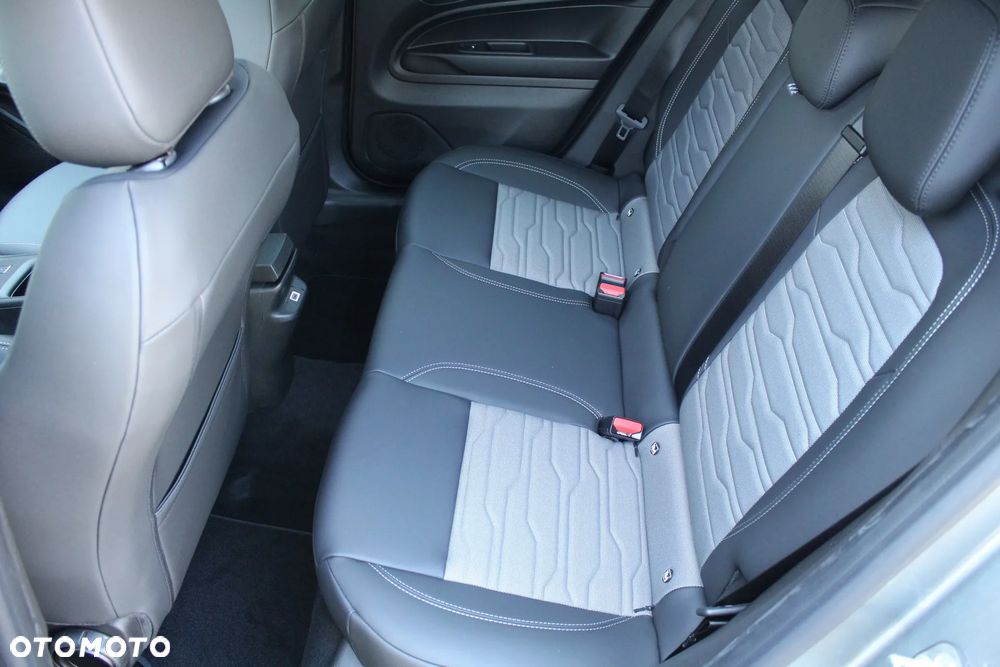 Jeep Avenger 1.2 T3 mHEV Overland 4xe eDCT6 - 19