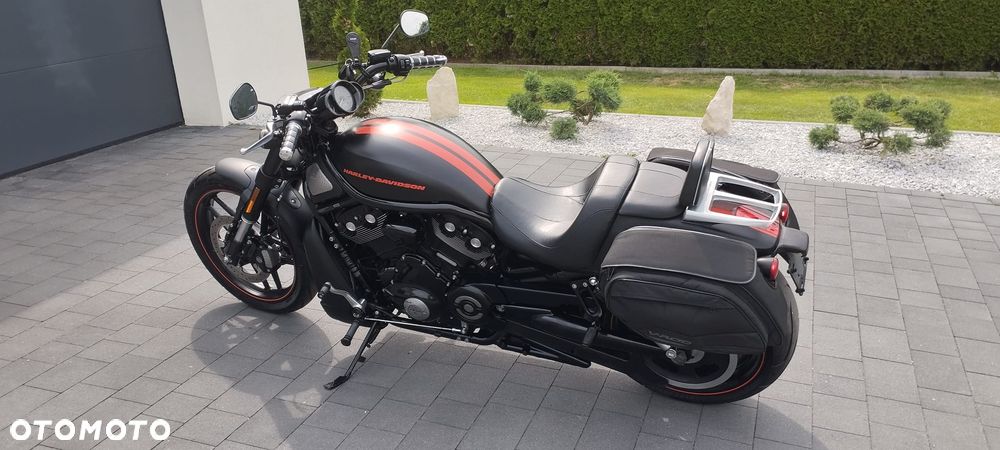 Harley-Davidson V-Rod Night Rod - 4