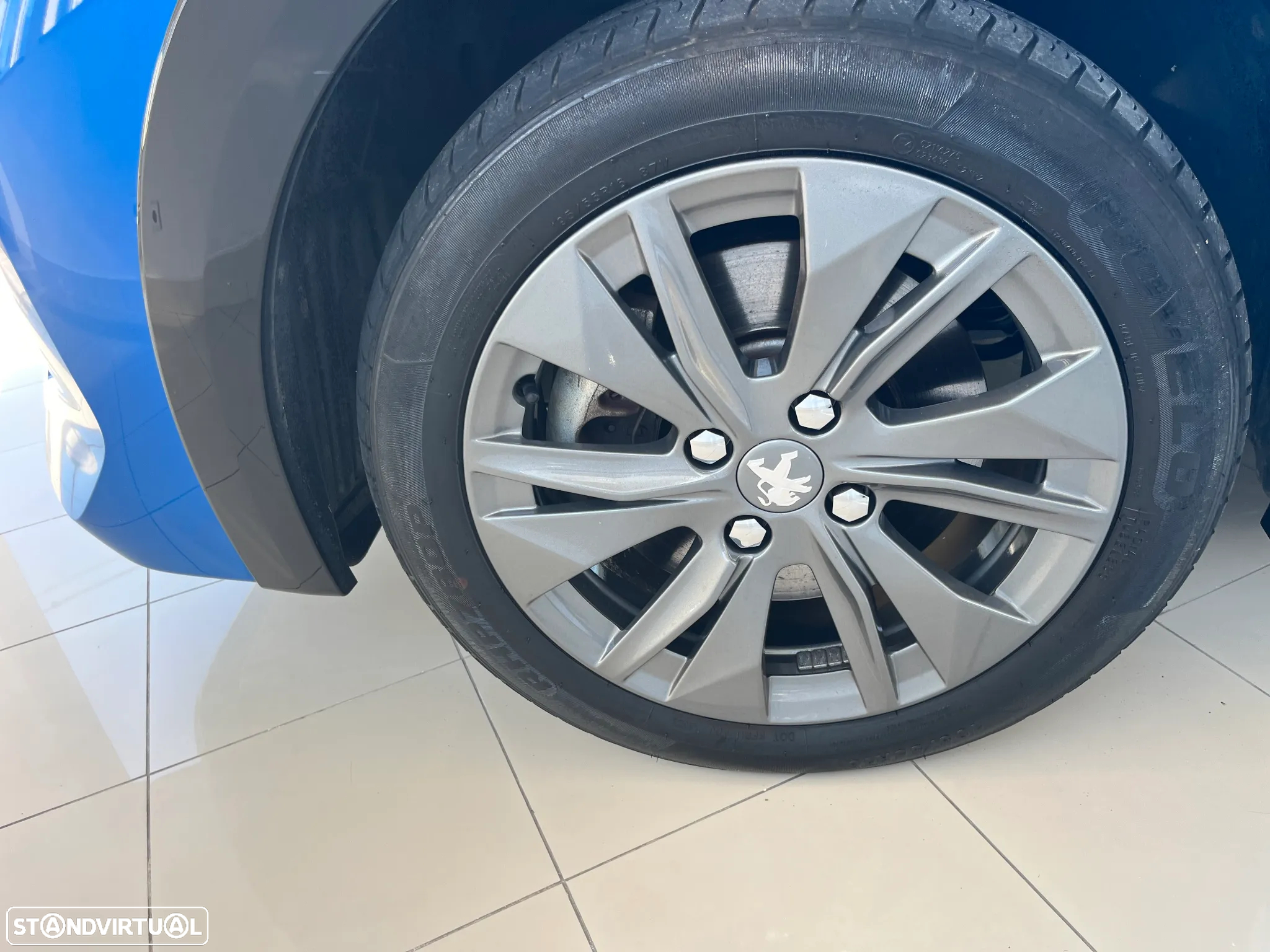 Peugeot e-208 50 kWh GT - 4