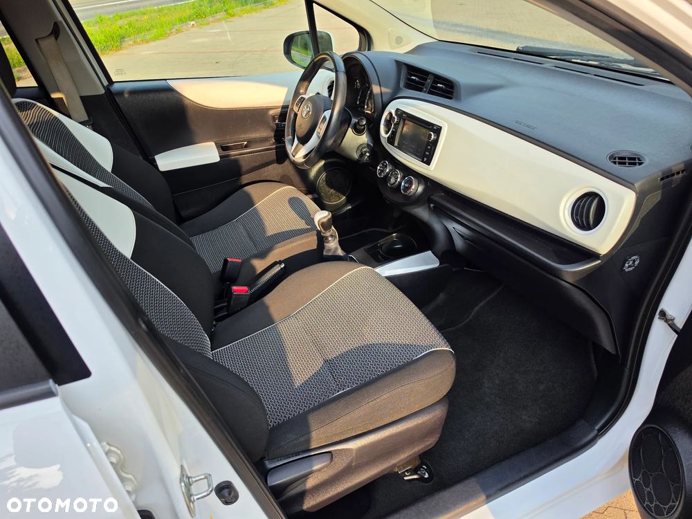 Toyota Yaris 1.33 VVT-i Edition - 29