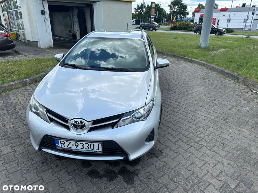 Toyota Auris 1.4 D-4D Active - 1