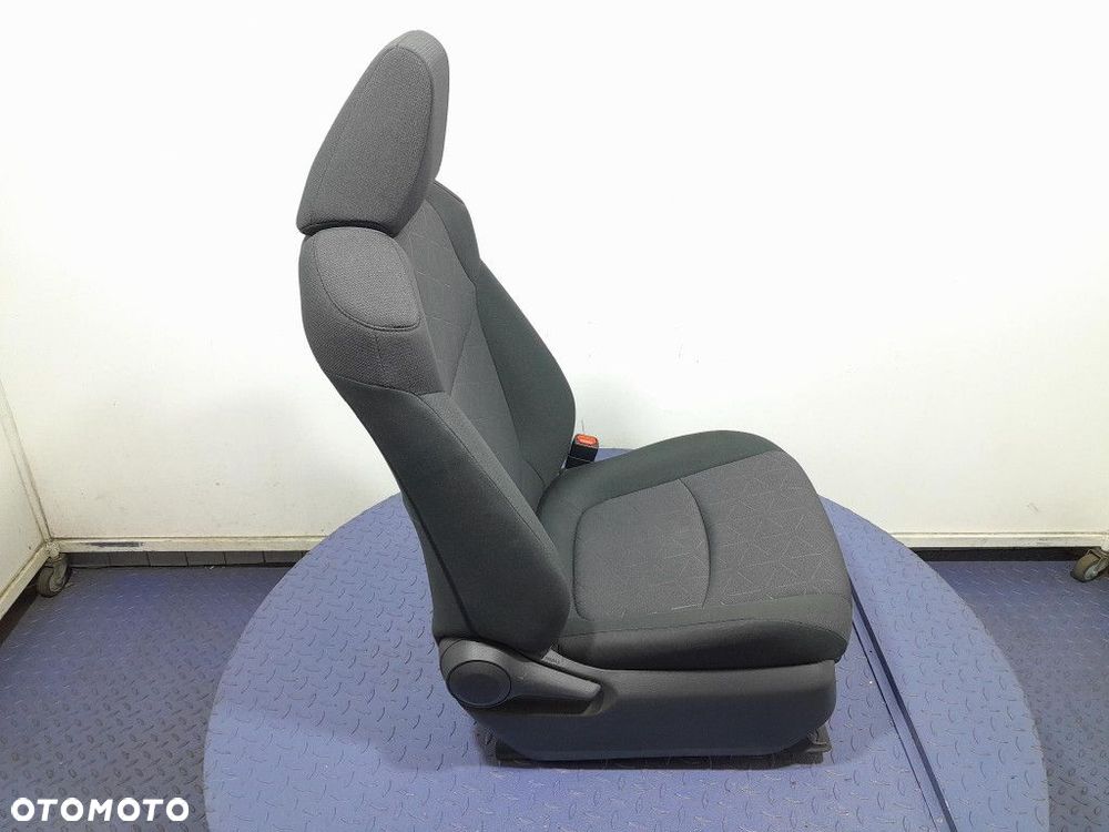 TOYOTA RAV4 V XA50 18- FOTEL PRAWY PRZEDNI PASAŻERA. - 4
