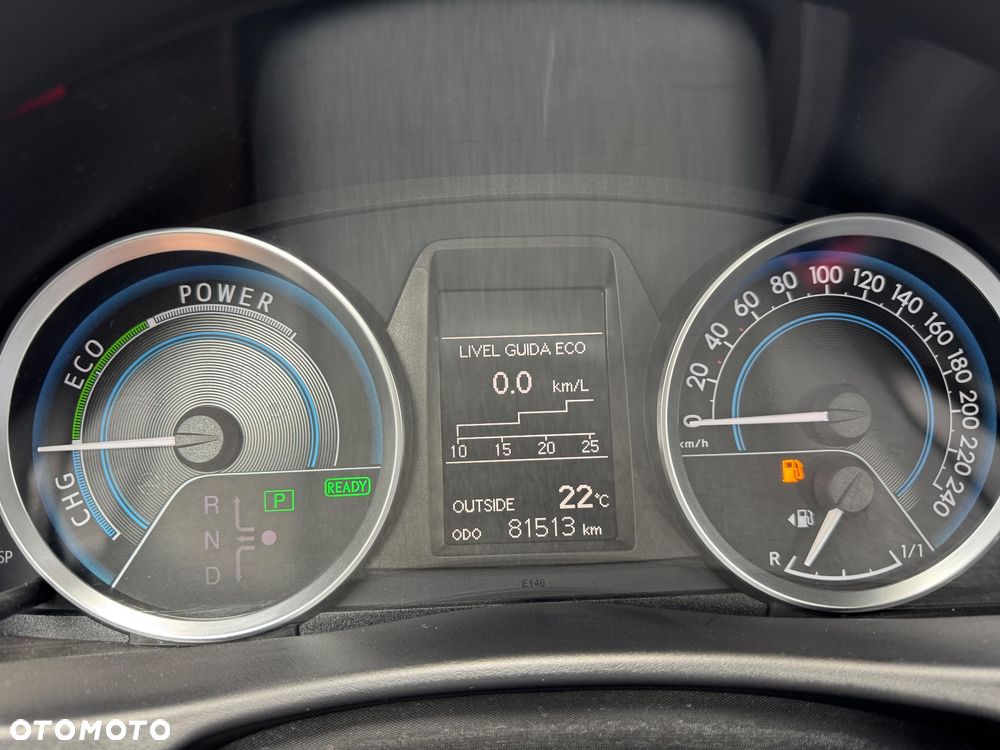 Toyota Auris 1.8 HSD Luna - 12