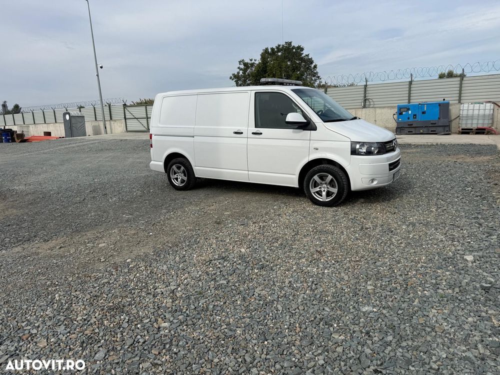 Volkswagen Transporter - 8
