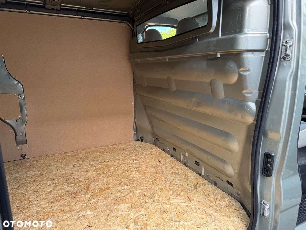 Renault Trafic - 19