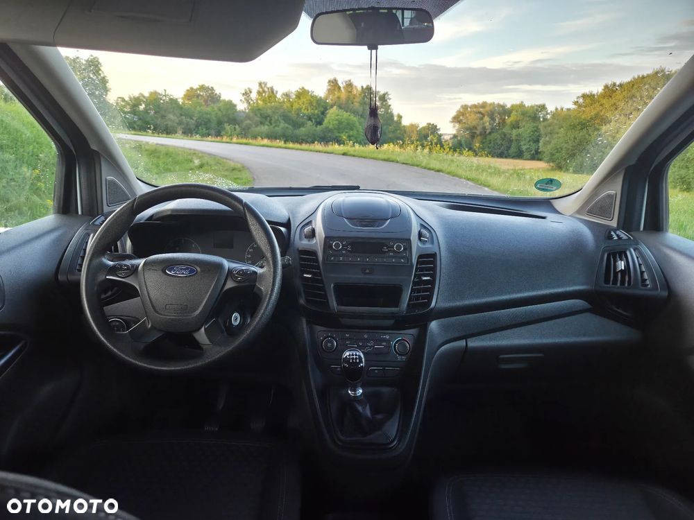 Ford Transit Connect - 12