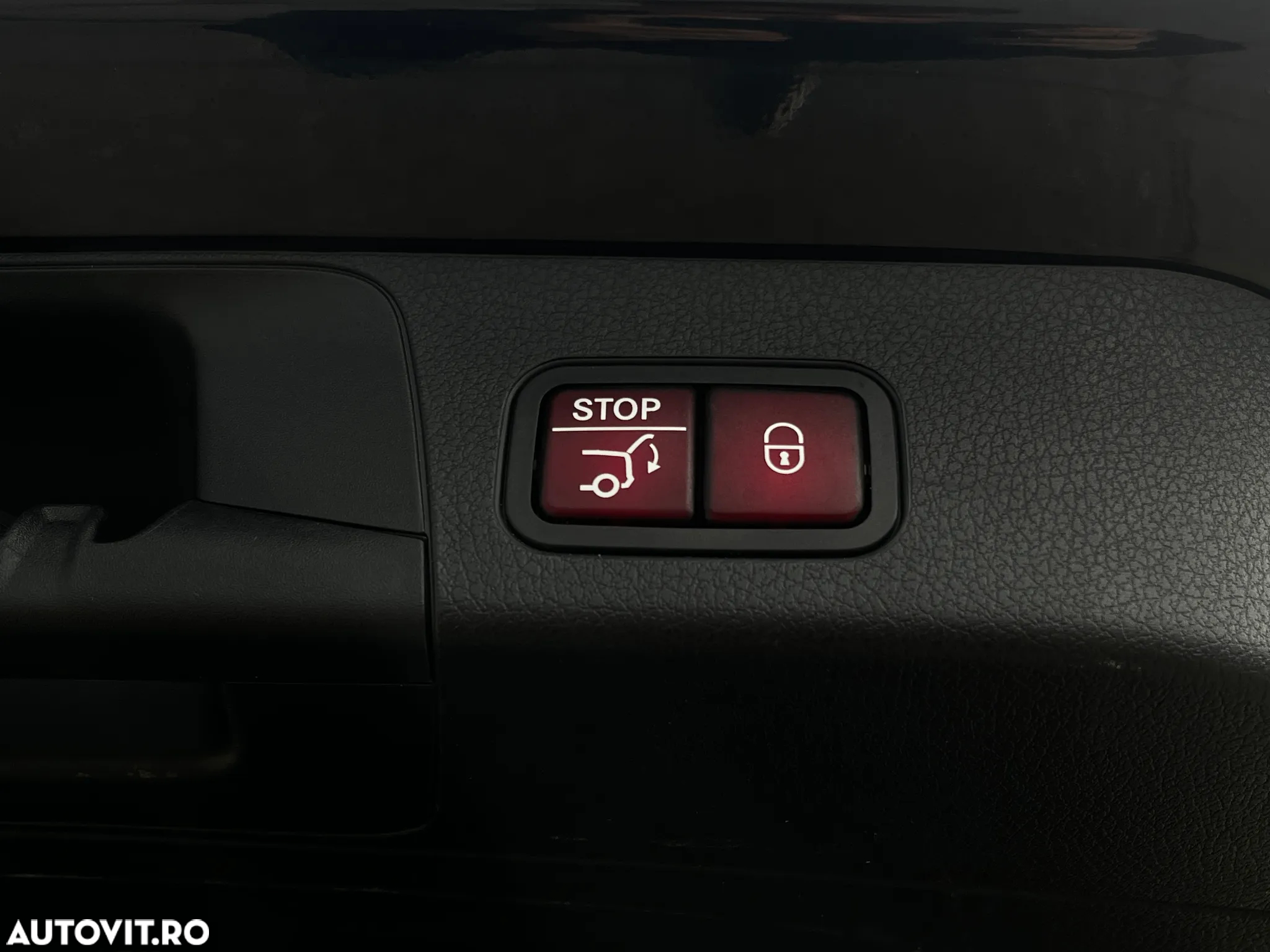 Mercedes-Benz GLB 250 4Matic 8G-DCT AMG Line - 29