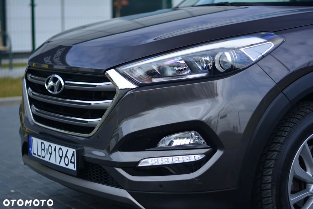 Hyundai Tucson 2.0 CRDI BlueDrive Style 2WD - 4