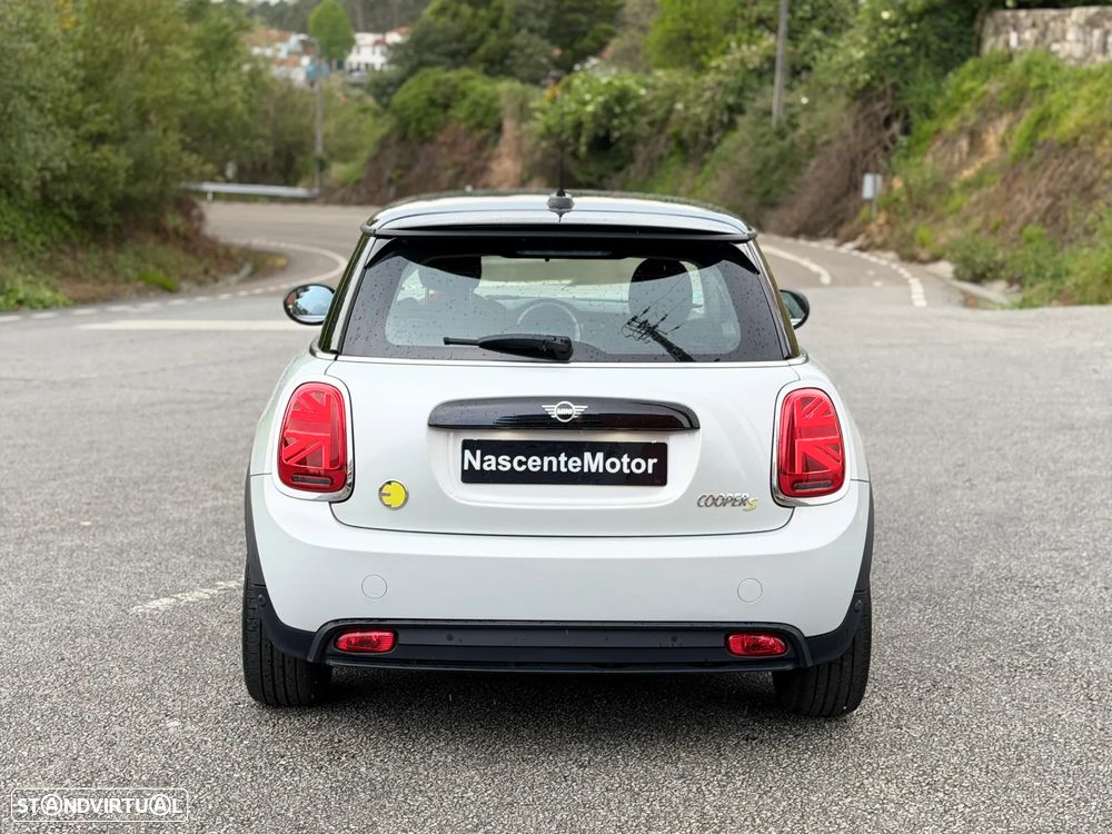 MINI 3 Portas Cooper SE Premium Essential - 12