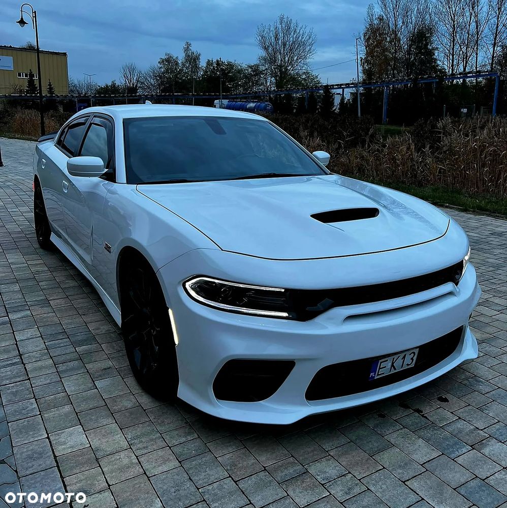 Dodge Charger 6.4 Scat Pack - 10