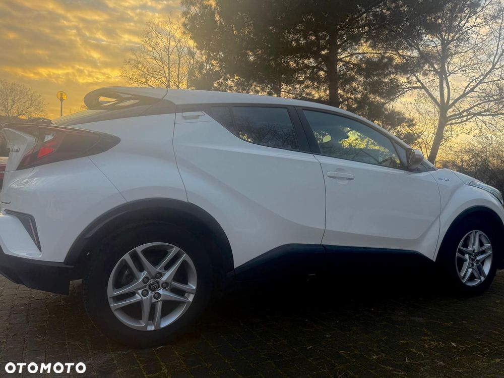 Toyota C-HR - 5