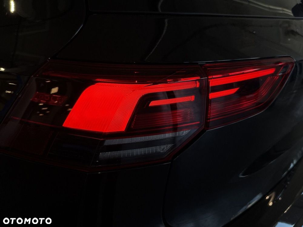 Volkswagen Golf 2.0 TSI Style DSG - 39