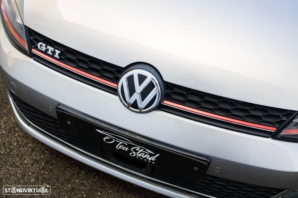 VW Golf 2.0 TSi GTi DSG - 11