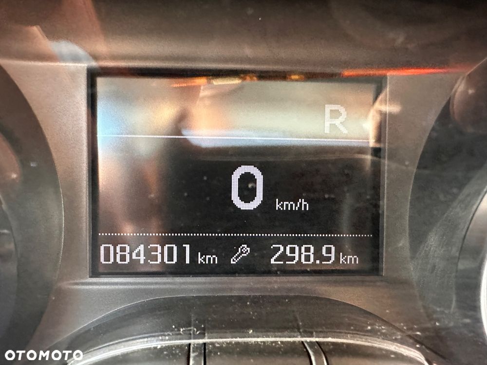 Peugeot 208 PureTech 110 Stop & Start EAT6 Signature - 12