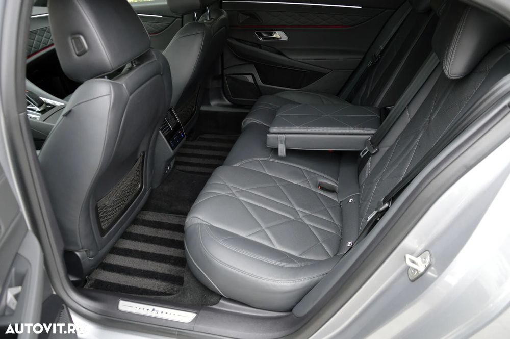 DS Automobiles DS 9 1.6 PHeV EAT8 Rivoli + - 23
