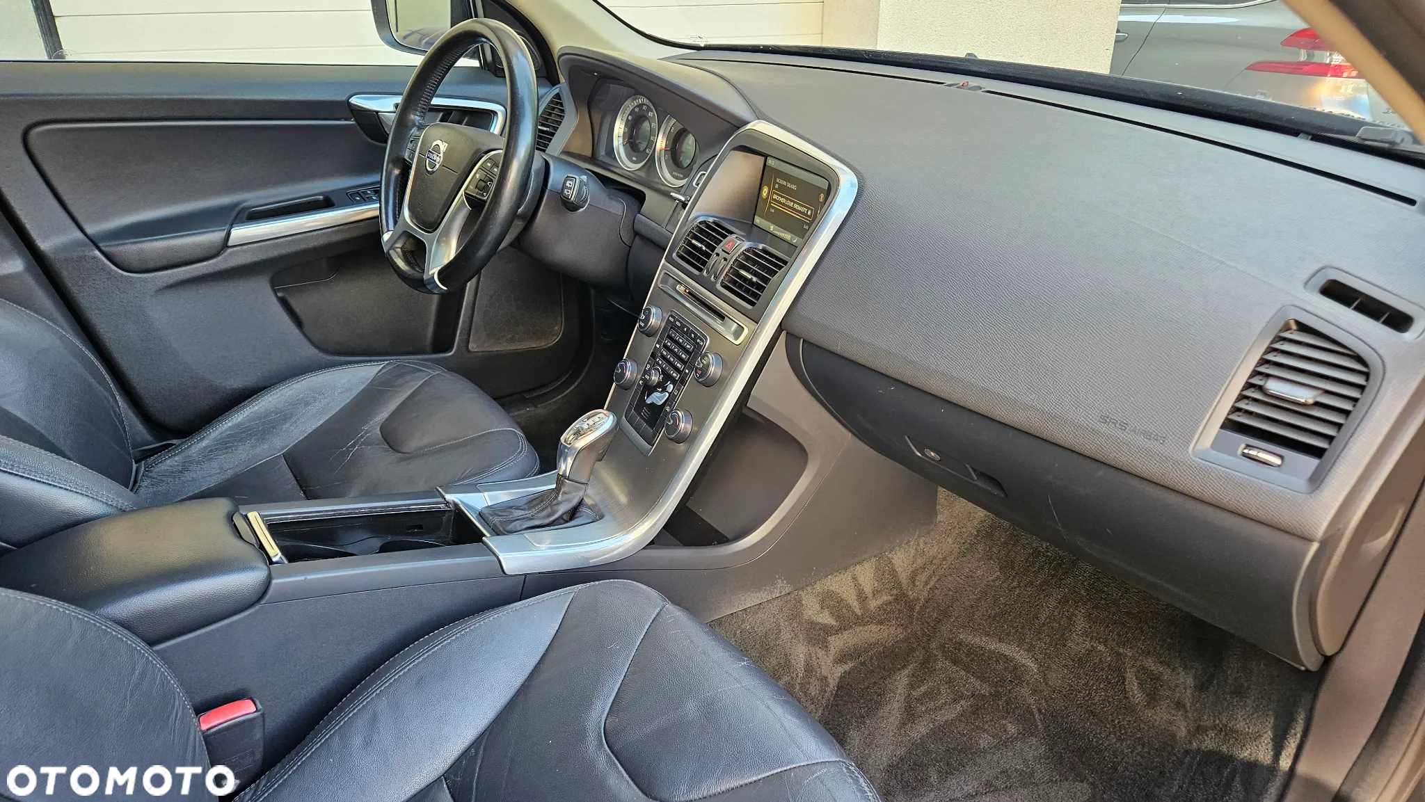 Volvo XC 60 - 30