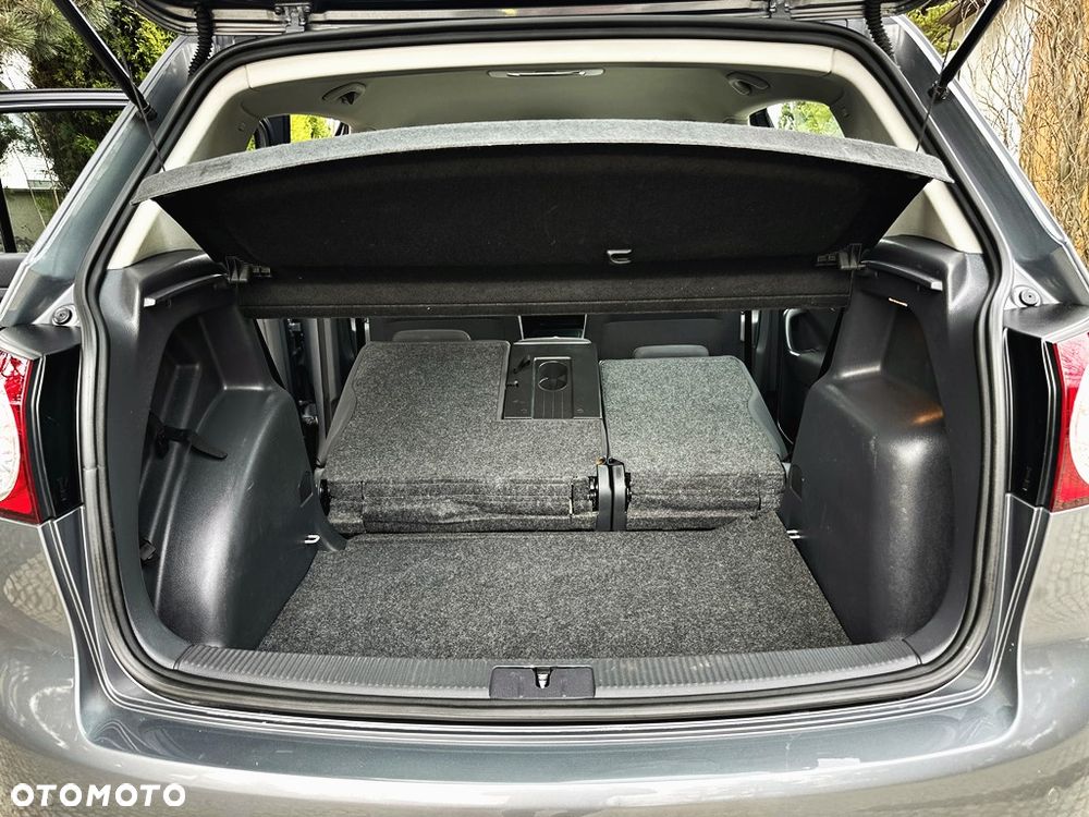 Volkswagen Golf Plus 1.9 TDI DPF Tour Edition - 33