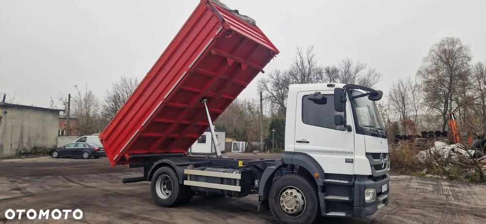 Mercedes-Benz AXOR 1829 - 9