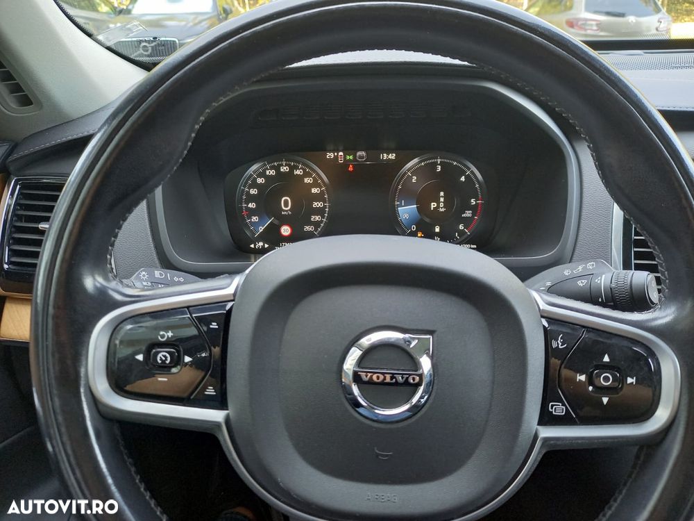 Volvo XC 90 B5 MHEV AWD 5 locuri Momentum Pro - 18