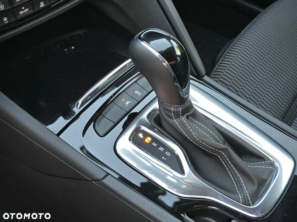 Opel Insignia 2.0 CDTI automatik Sport - 32