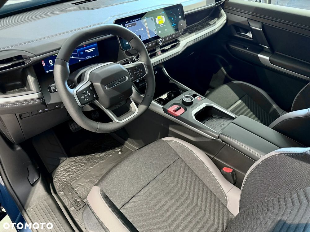 Jeep Compass ver-1-2-t3-mhev-first-edition-fwd-dct - 17
