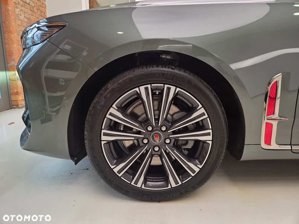 Hongqi H9 2.0T Deluxe - 6