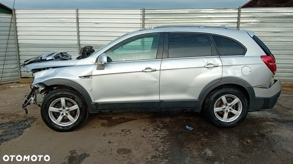 Tylko Części Chevrolet Captiva I C140 2.2D 16V z22d1 184KM 135kW 4x4 13r-15r lakier GAN - 3