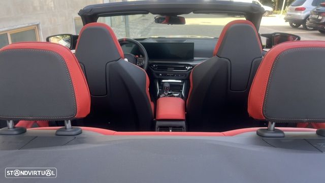 BMW M4 Competition xDrive - 34