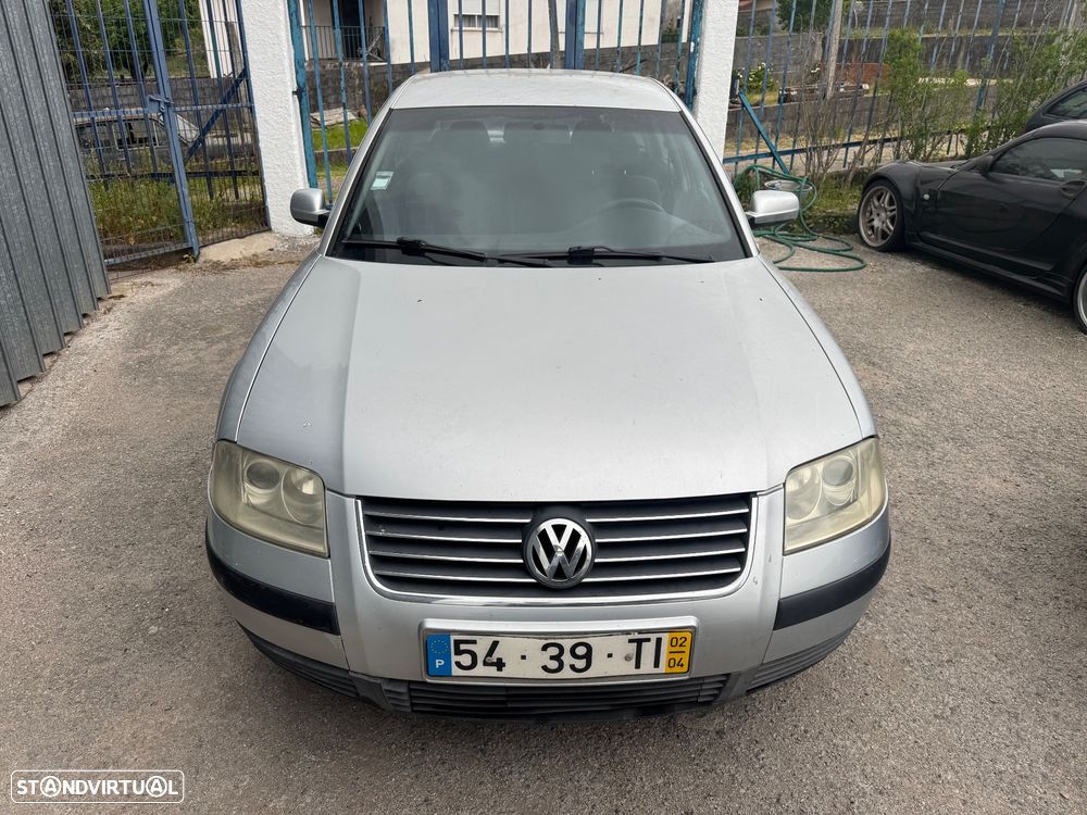 VW Passat 1.9 TDi Confortline - 18