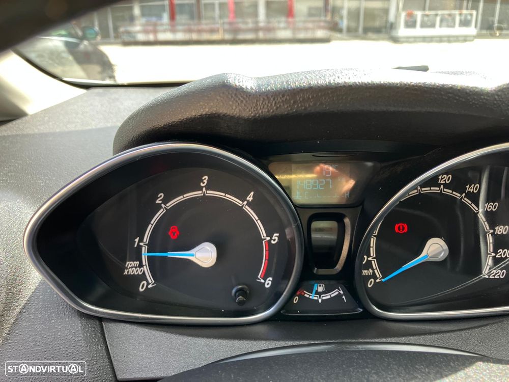 Ford Fiesta 1.5 TDCi Trend - 11
