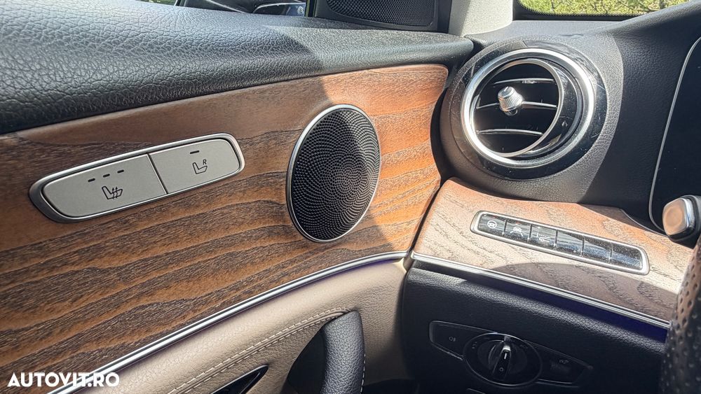 Mercedes-Benz E 220 d Aut. - 12