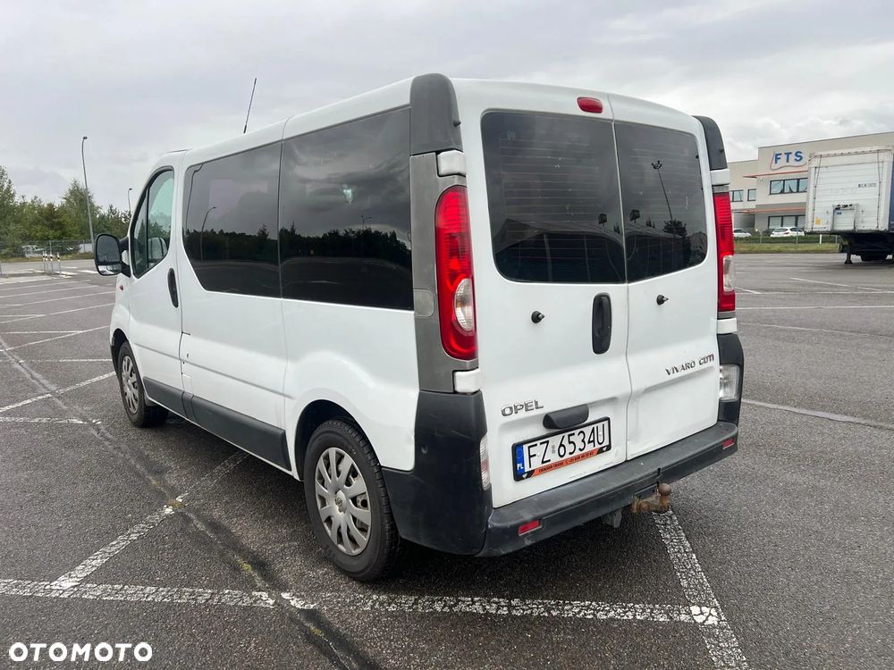 Opel Vivaro - 4