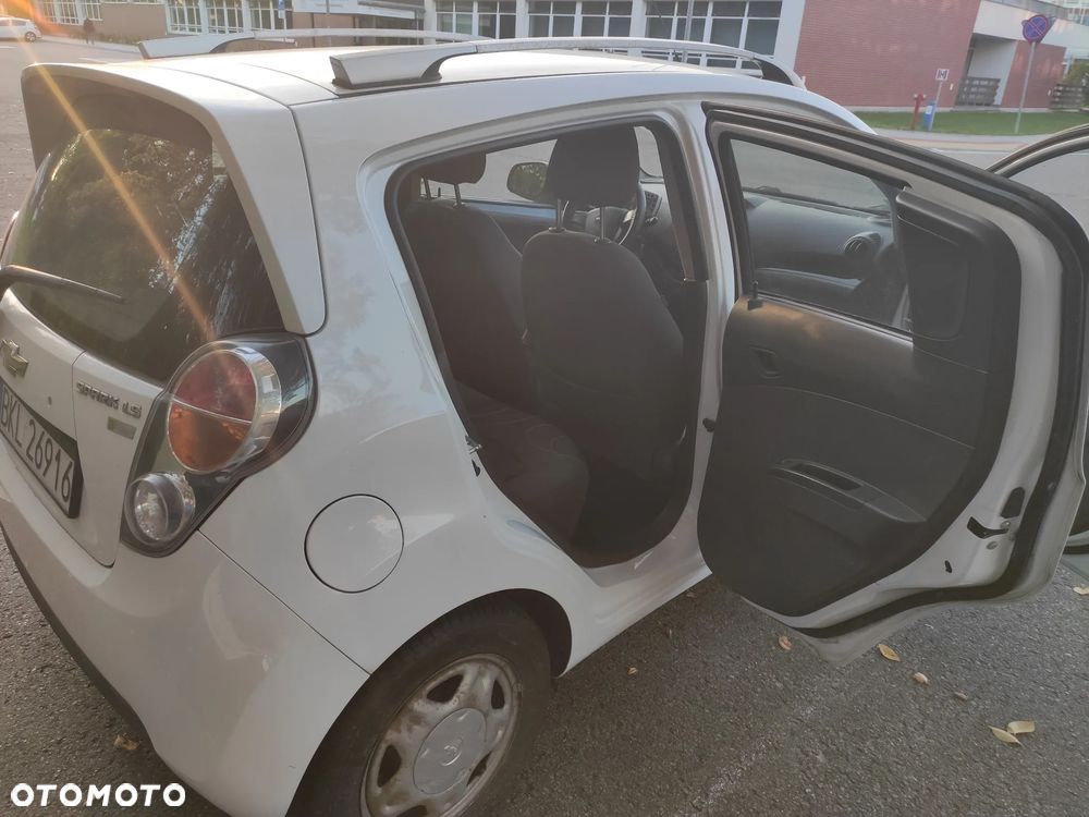 Chevrolet Spark - 12