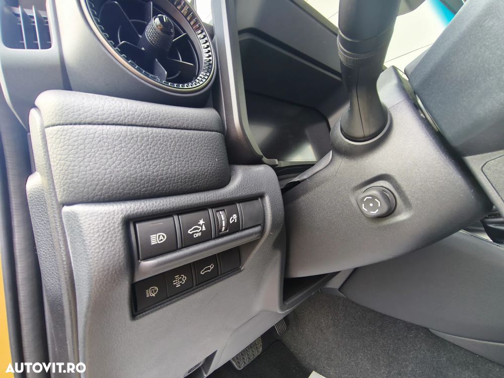 Toyota Land Cruiser 250 - 12