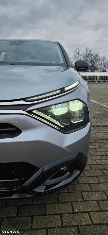 Citroën C4 PureTech 100 Stop&Start FEEL - 24